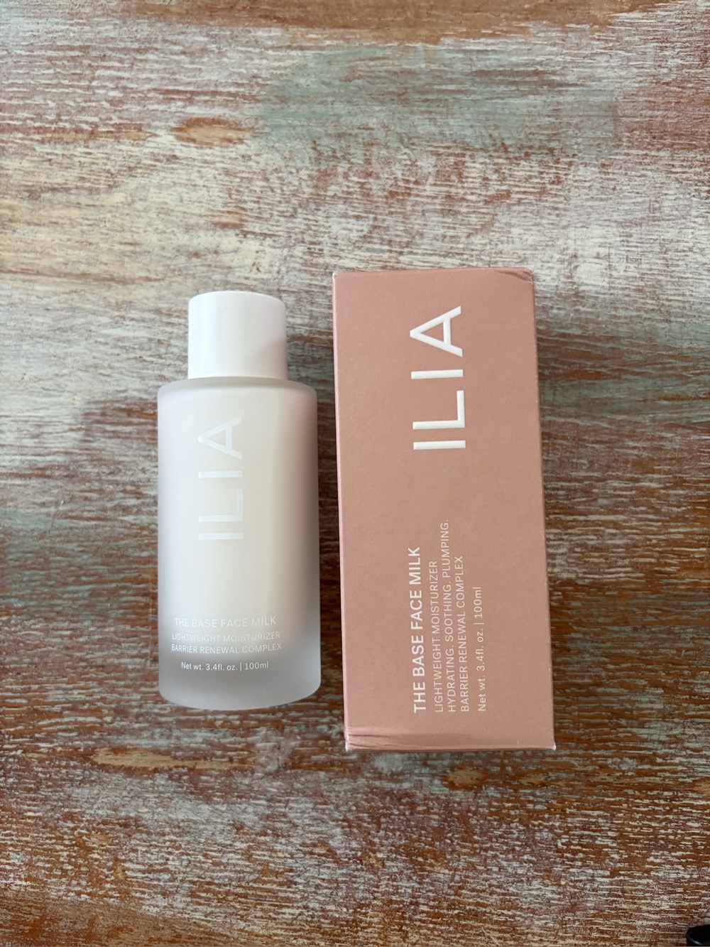 ILIA - The Base Face Milk Essence + Lightweight Moisturizer | Non-Toxic 100 ml